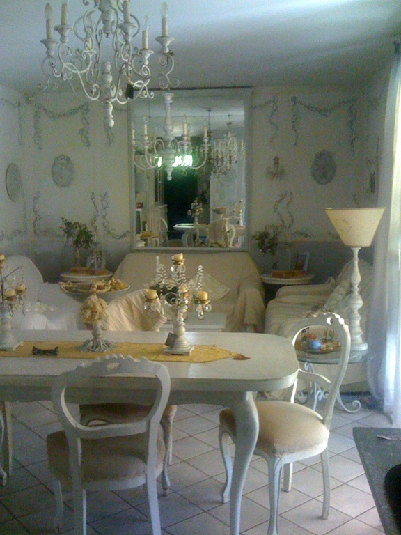 [259719_1907635503354_1615816089_1874345_1983157_o%255B6%255D.jpg]