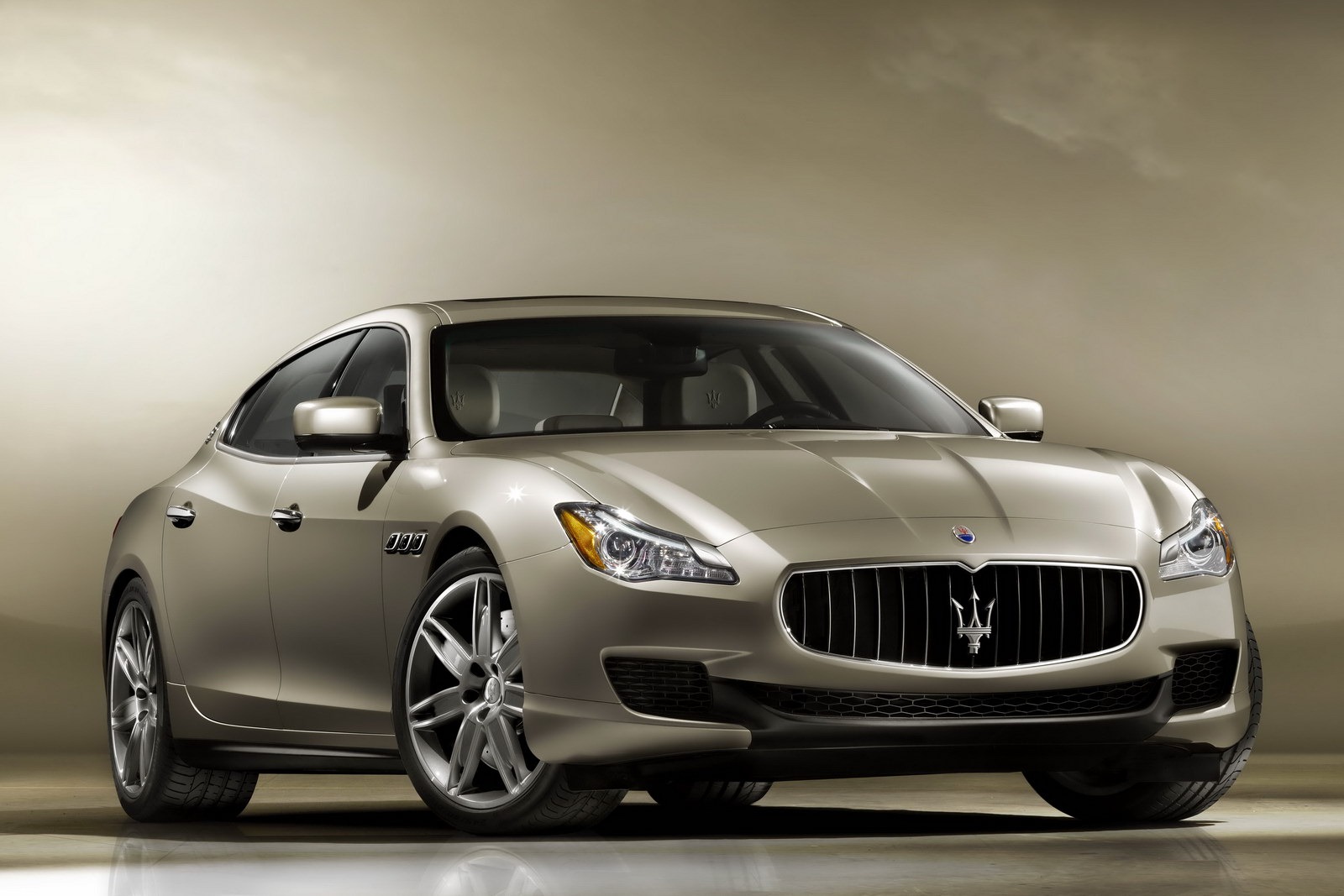 [Maserati-Quattroporte%255B4%255D.jpg]
