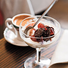 Buttermilk Panna Cotta With Zinfandel-Poached Figs
