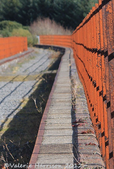 [33-rusty-railings%255B2%255D.jpg]