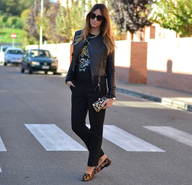 Pinko Ambassador Pinko Ambassador, Pinko, Pinko jacket, Pinko tiger sweatshirt, Felpa di Pinko con la tigre, Pinko shoes, Pinko Loafers, Pinko slippers, Pinko Bag, Fashion Bloggers, Pinko leather jacket, Italian fashion Bloggers, Fashion blogger Firenze, Fashion Blogger Italiane