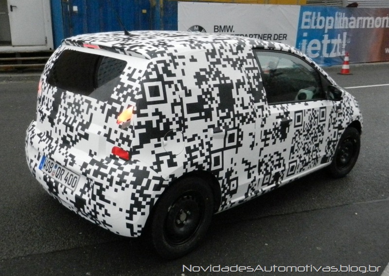 [Volkswagen%2520Up%25205p%2520quatro%2520portas%2520%25287%2529%255B7%255D.jpg]