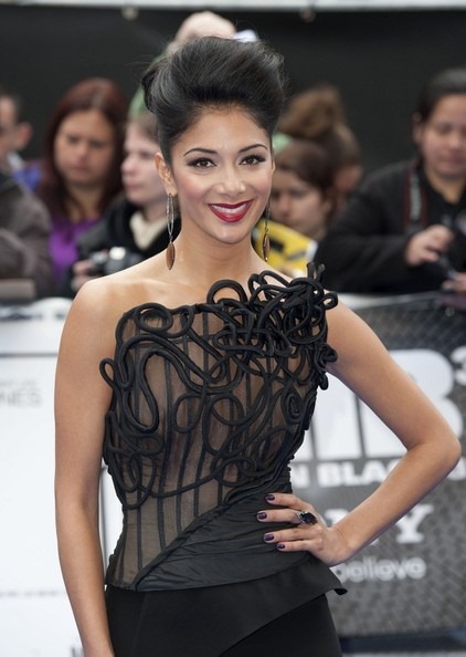 [NicoleScherzingerUKPremiereMenBlackc.jpg]
