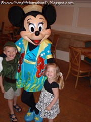 [Disney%25202011%2520129%255B4%255D.jpg]