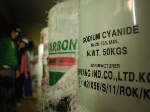 sianida-teror-racun-teroris-di-indonesia