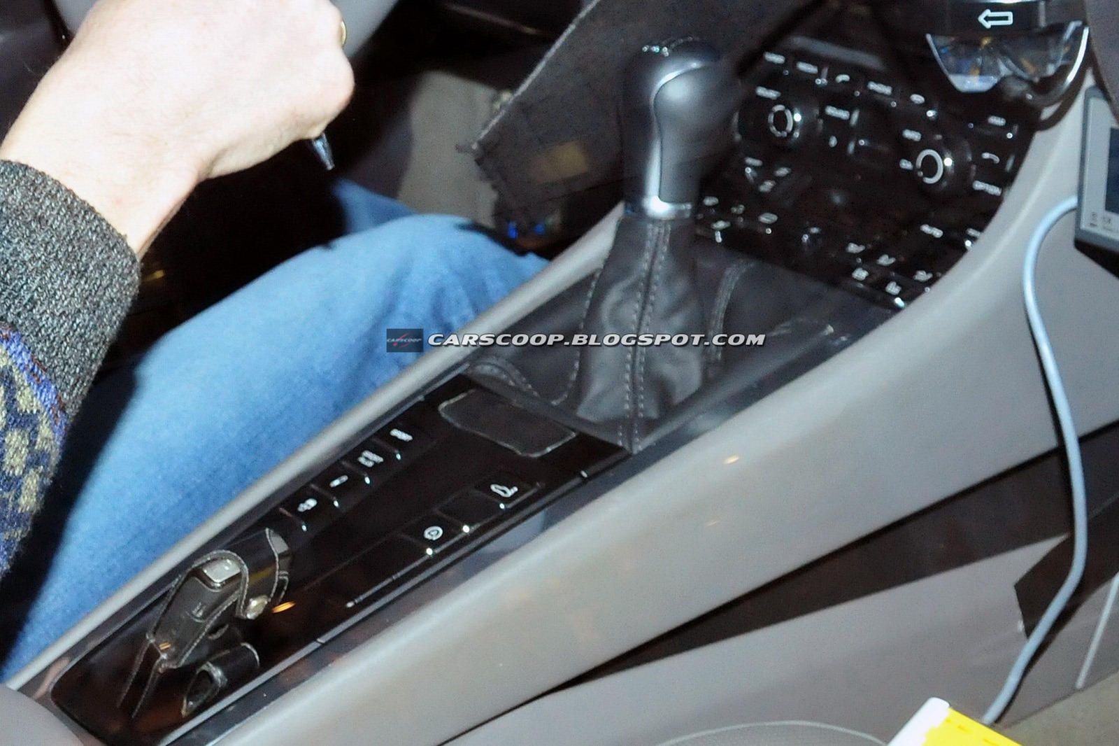 [2013-Porsche-Cayman-17%255B3%255D.jpg]