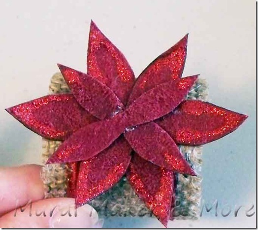 poinsettia-napkin-ring-4