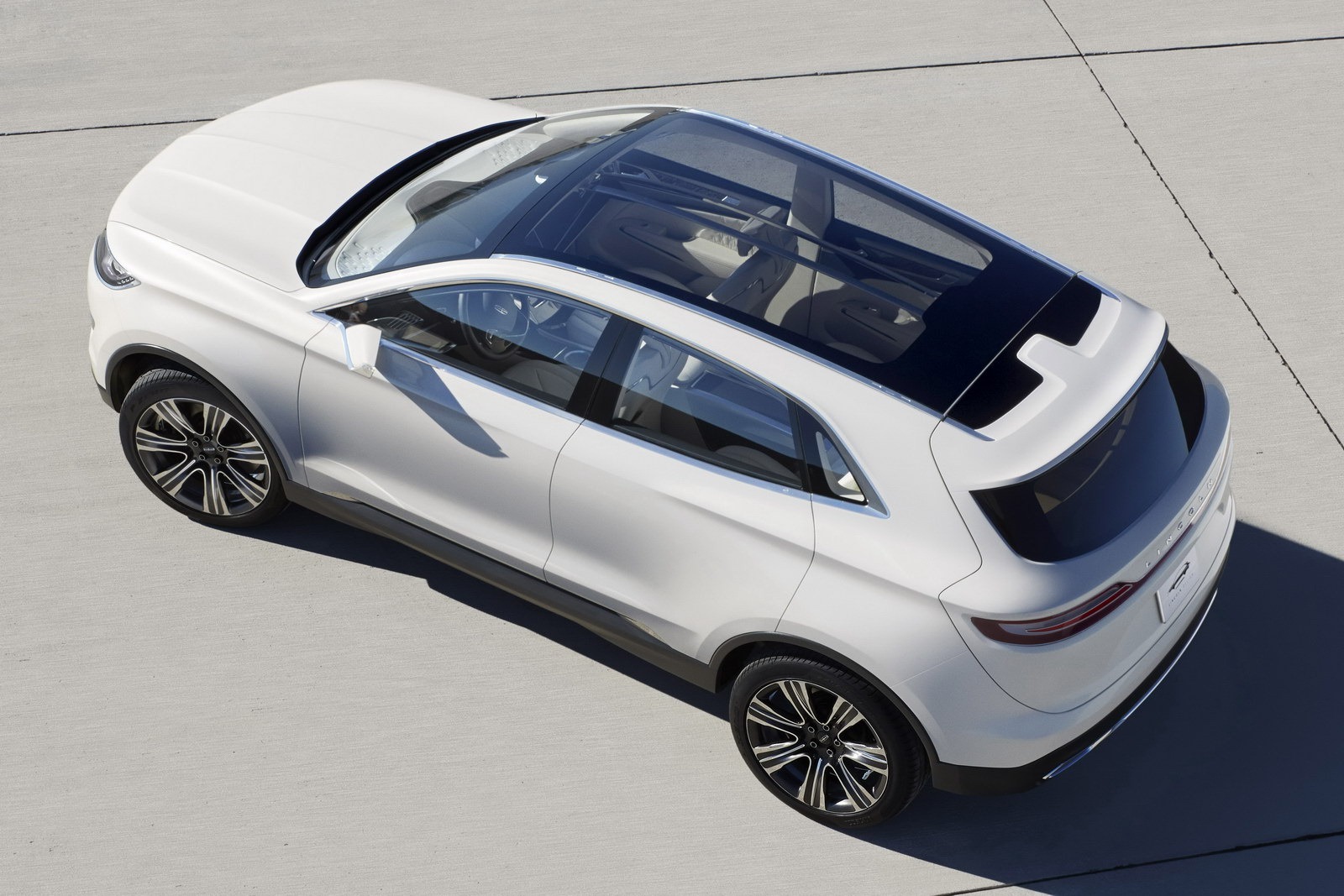 [Lincoln-MKC-Concept-17%255B2%255D.jpg]