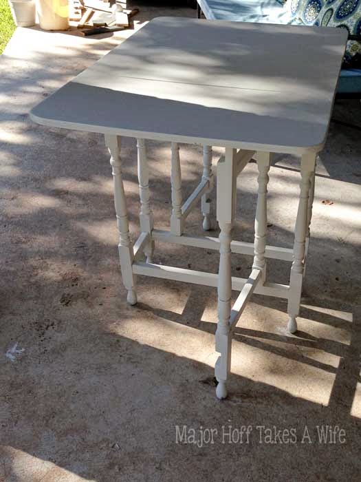 Gate leg table chalk paint white Gate leg table chalk paint white