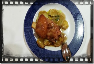 Codillo iberico con su gugo bodegòn azoque zaragoza Fotografia della ricetta del codillo iberico con su gugo bodegòn azoque zaragoza