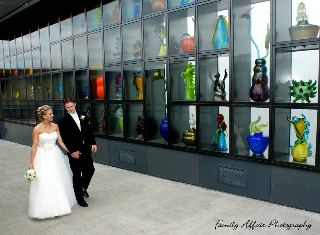 [11_Museum-of-Glass-Wedding_Tacoma_Ph%255B1%255D.jpg]