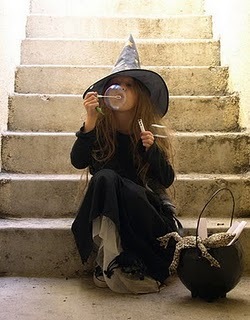 [Witches-and-Witchcraft%255B3%255D.jpg]