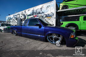 GMC Sonoma equipped with AccuAir e-Level