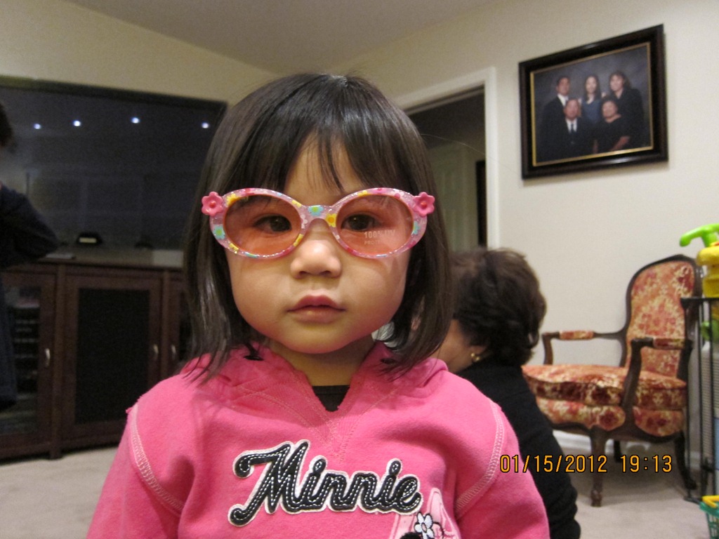 [wk104_2_bday_presents3%255B3%255D.jpg]