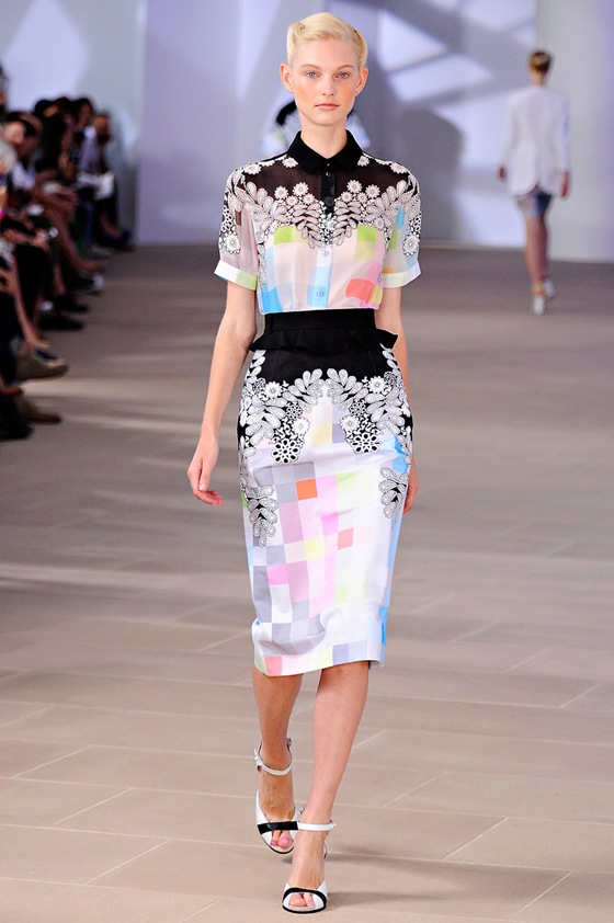[preen-rtw-ss2012-runway-007_193936722919%255B3%255D.jpg]