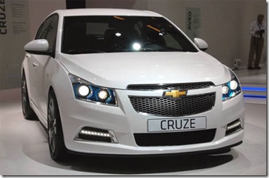 CREVROLET-CRUZE-HATCH-FOTOS-01