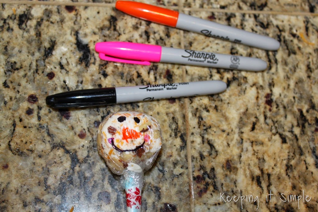 [Holiday%2520food-%2520Snowman%2520Cheese%2520Ball%2520%25283%2529%255B3%255D.jpg]