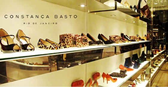 Constança Basto abre loja em Curitiba no Shopping Crystal. Constança Basto abre loja em Curitiba no Shopping Crystal.