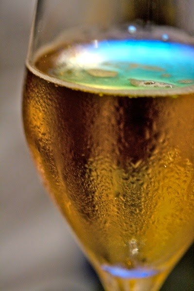 [399px-Apple_cider3.jpg]