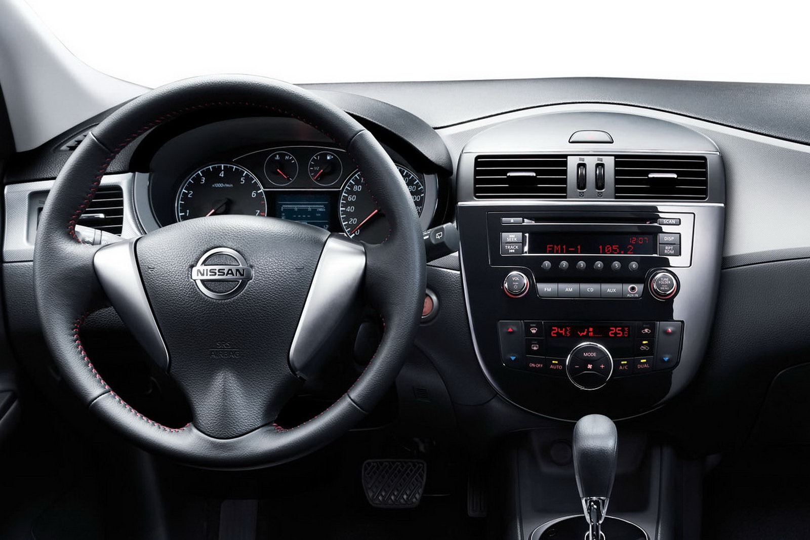 [2012-Nissan0Tiida-5d-12%255B2%255D.jpg]