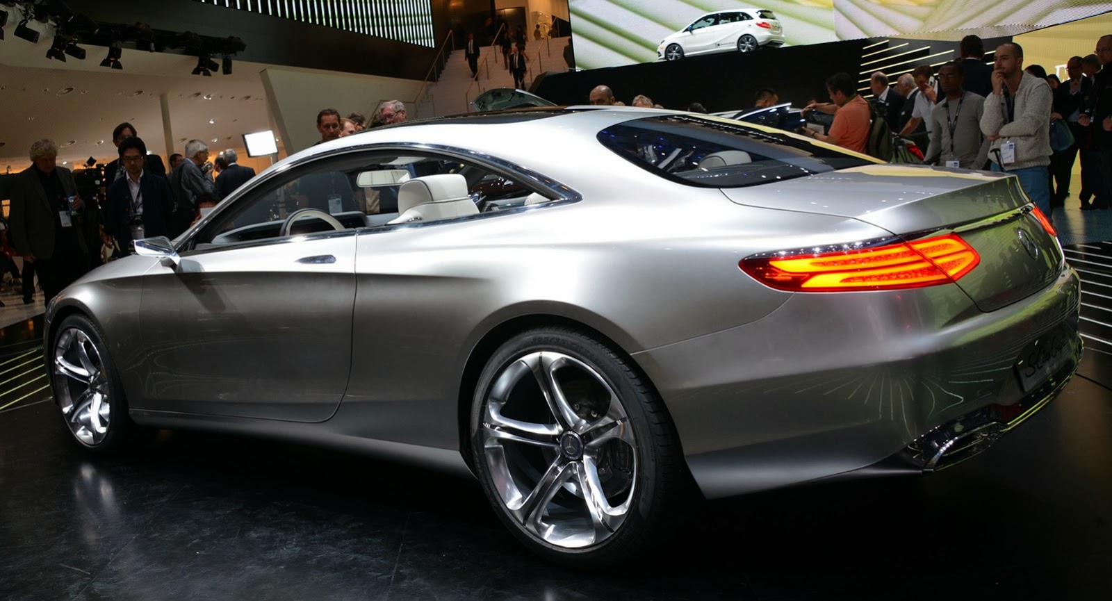 [Cadillac-vs-Mercedes-28%255B3%255D.jpg]