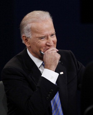 [joey%2520smirks%255B5%255D.jpg]