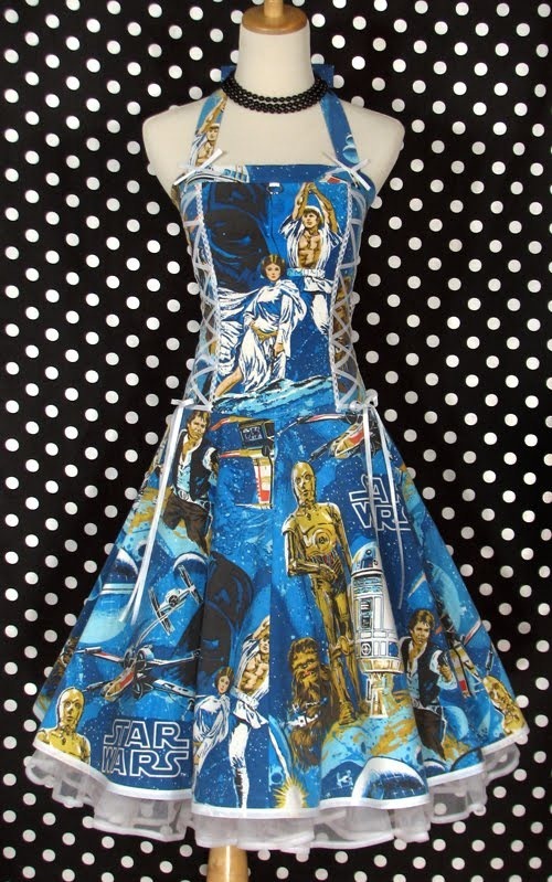 geeky-dress-2 geeky-dress-2