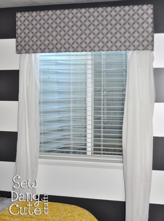 [Window-valance-hung%255B6%255D.jpg]