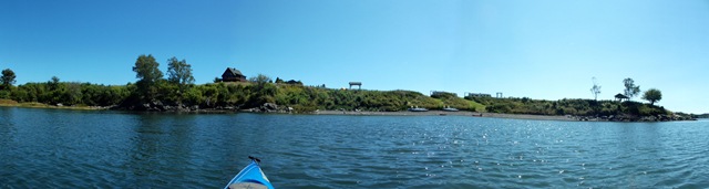 [kayaking%2520the%2520bay%2520by%2520Sunset%2520Point%2520060%255B3%255D.jpg]