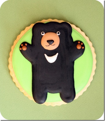 decorated-bear-cookie