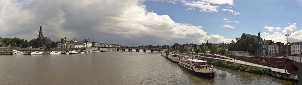 [South-along-the-Maas-7-124.jpg]