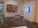 Sala 1, Obras de Minujín y Polesello. Foto Mirabaires