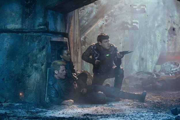 Pár új Sötétségben - Star Trek fotó 05