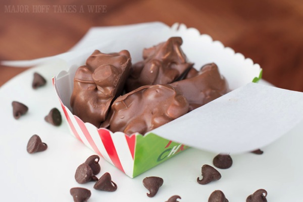 Need a chocolate fix? A family favorite! Peanut clusters! The top 10 posts of 2014 from Major Hoff Takes A Wife. List includes recipes, DIY's, favorite fonts and more. Can you guess what was #1? Need a chocolate fix A family favorite Peanut clusters