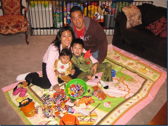 wk92_halloween_family