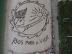Nearly 1500 people used Rio’s Flamengo Beach as a canvas on June 19, 2012. Their bodies formed the lines of an enormous image promoting the importance of free-running rivers, truly clean energy sources like solar power and including indigenous knowledge as part of the solution to climate issues. The activity was led by Brazil’s many indigenous peoples organized under the umbrella of the Articulation of Brazilian Indigenous Peoples. ©Spectral Q/Chico/Paulo