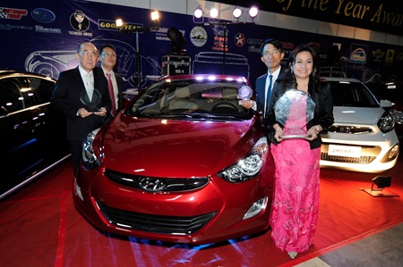 COTY2012elantra2