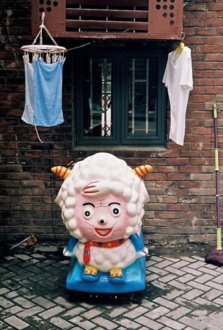 [china-mean-while-02a4b0%255B2%255D.jpg]