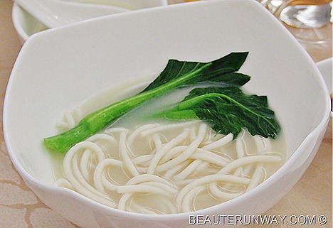 Old Hong Kong Essence Fish Noodles in Shark Bone Soup – A high protein and collagen dish nourish your skin