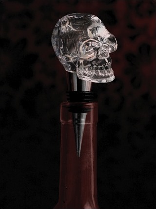 105485796_large_skullbottlestopper