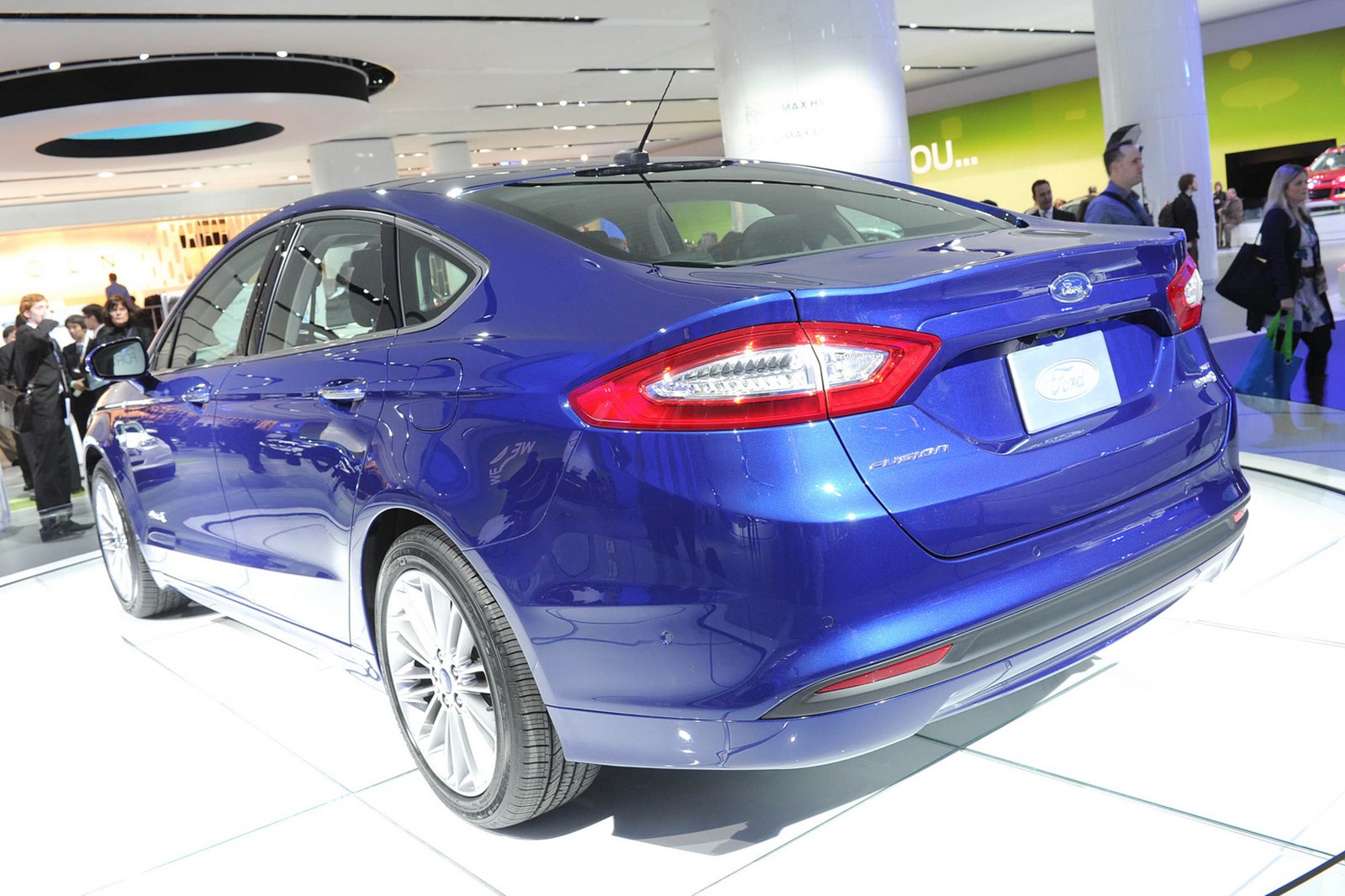 [2013-Ford-Fusion-Mondeo-7%255B2%255D.jpg]