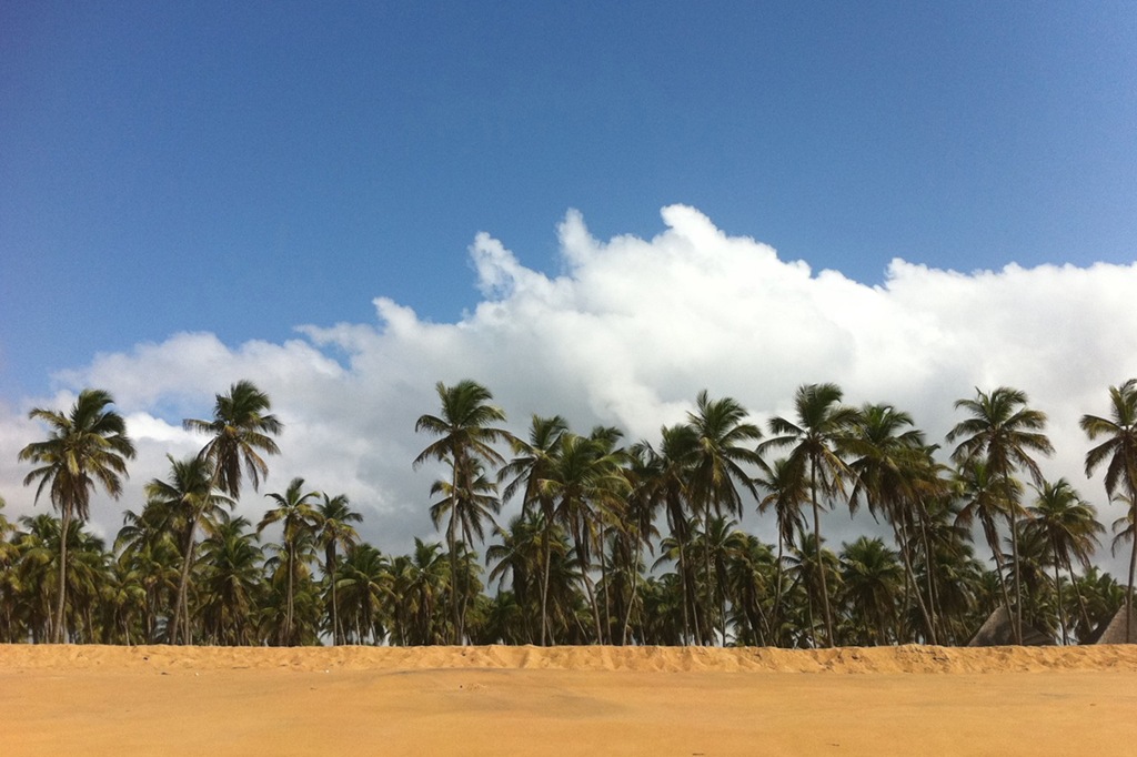 [ouidahbeach01%255B7%255D.jpg]