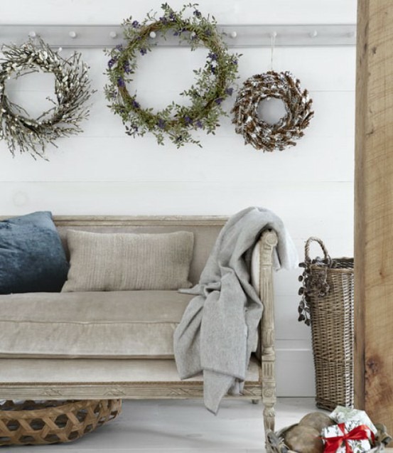 [blue%2520velvet%2520pillow%2520via%2520pinterest%255B3%255D.jpg]