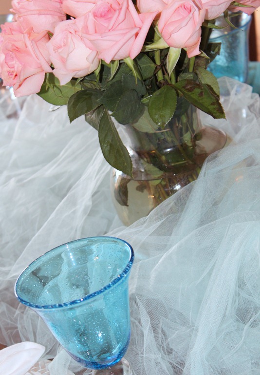 [February%25205%252C%25202012%2520Tiffany%2520Tablescape%2520124%255B4%255D.jpg]