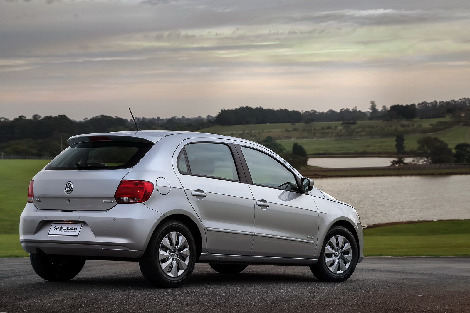 2013-Volkswagen-Gol-12%25255B2%25255D.jpg