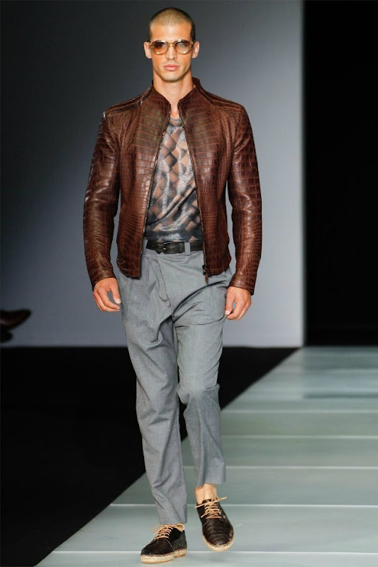 Milan Fashion Week Primavera 2012 - Giorgio Armani (34)