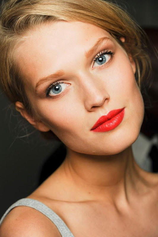 toni garrn carolina herrera