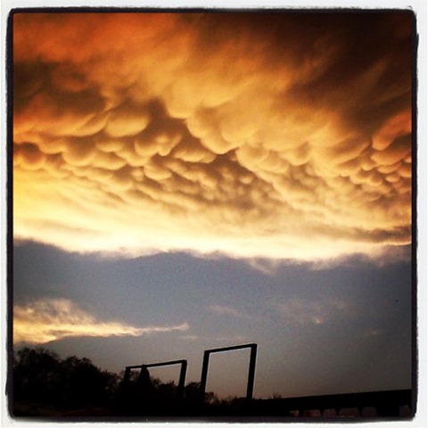 mamma clouds