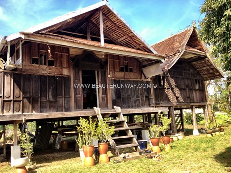 Kelantan Wood Craving Kandis Resource Centre, museum gallery Malay culture traditions, Kelantanese wood carving motifs designs heritage art keris artefacts wooden house workshops, talks and tours visitors artists