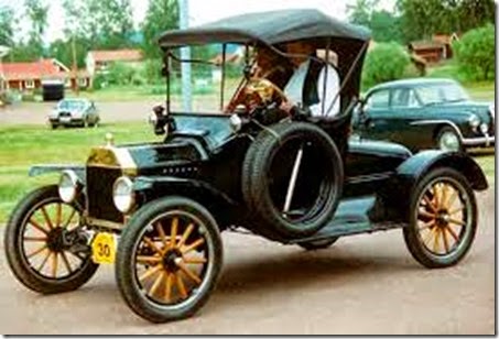 1915_Ford_Model_T_Runabout